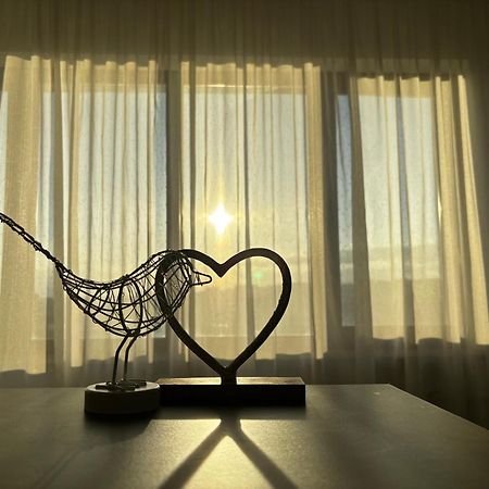 Taste Of Iasi - Two Room Apartment - Central - Sunset Touch Exteriör bild